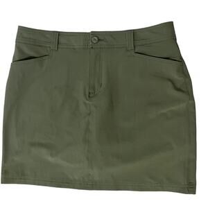 Eddie Bauer Taupe  Green  Tone Women's Skirt with built in shorts Size 8